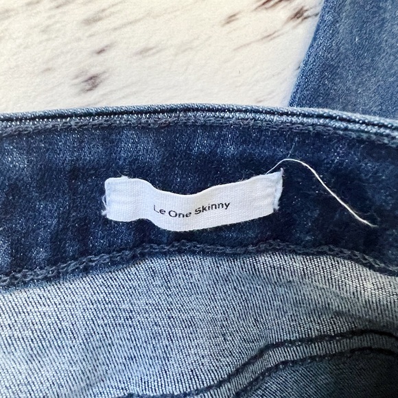 FRAME Jeans Le One Skinny Jean in Kodak Wash Size 2 Blue - Picture 4 of 5